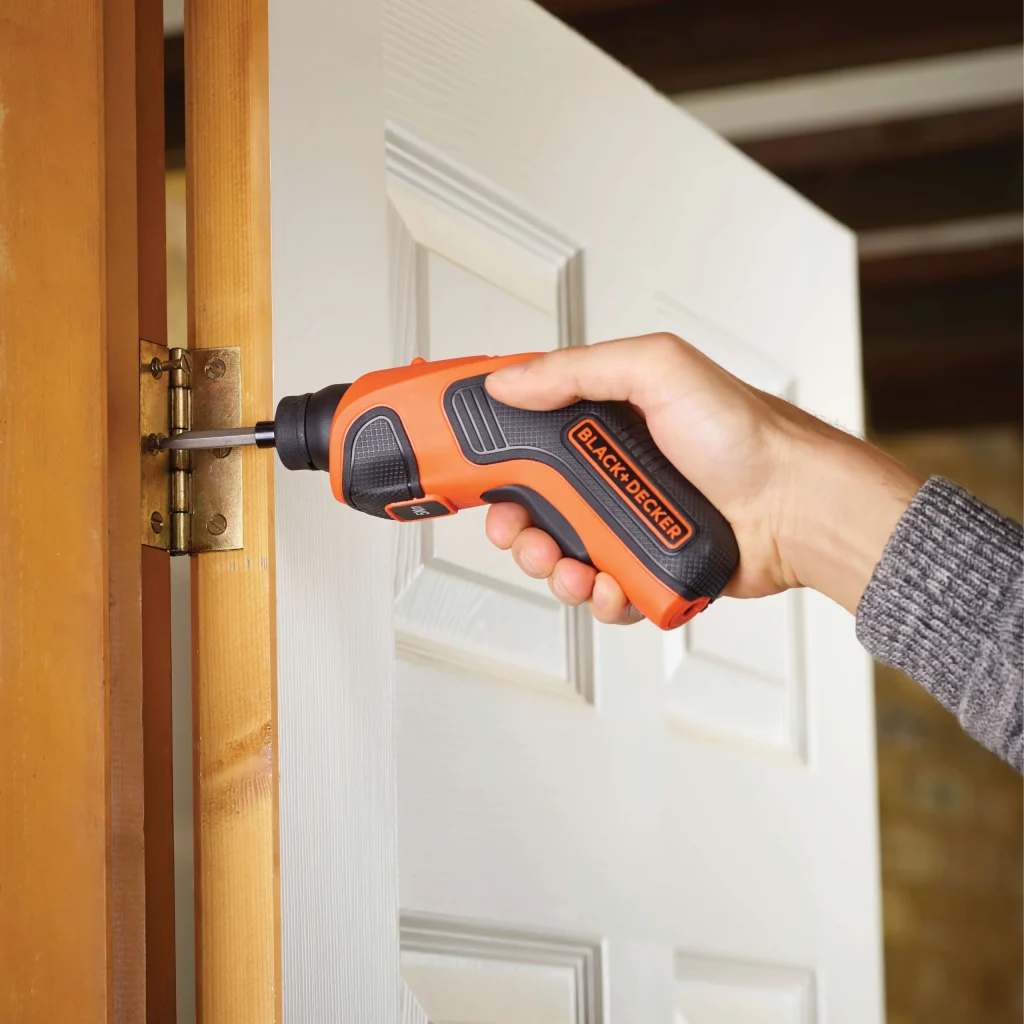 מברג נטען 3.6V עם אחיזת אקדח BLACK DECKER